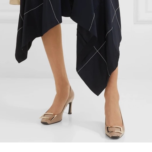 Roger Vivier Shoes - Roger Vivier pumps